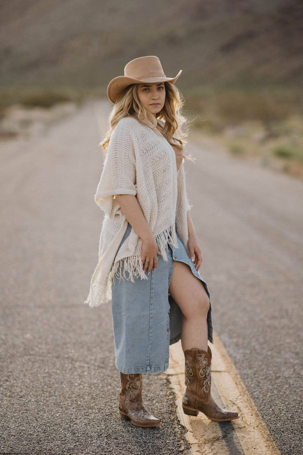 Unisex Vegan Western Gambler Cowboy Hat: Dark Taupe