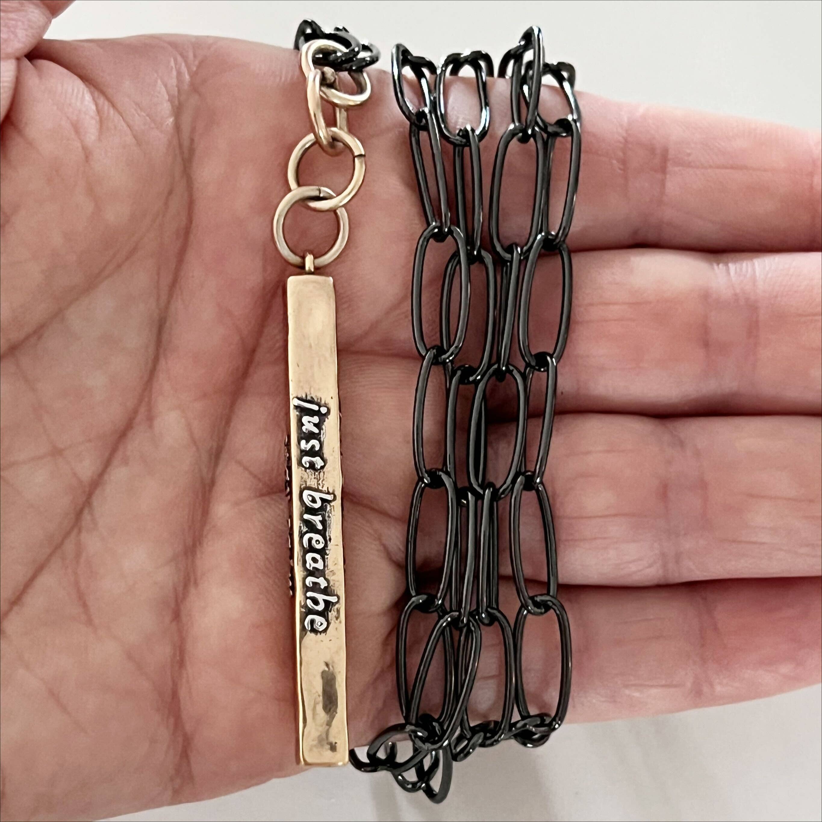 Stay Calm Klink Necklace: Silver