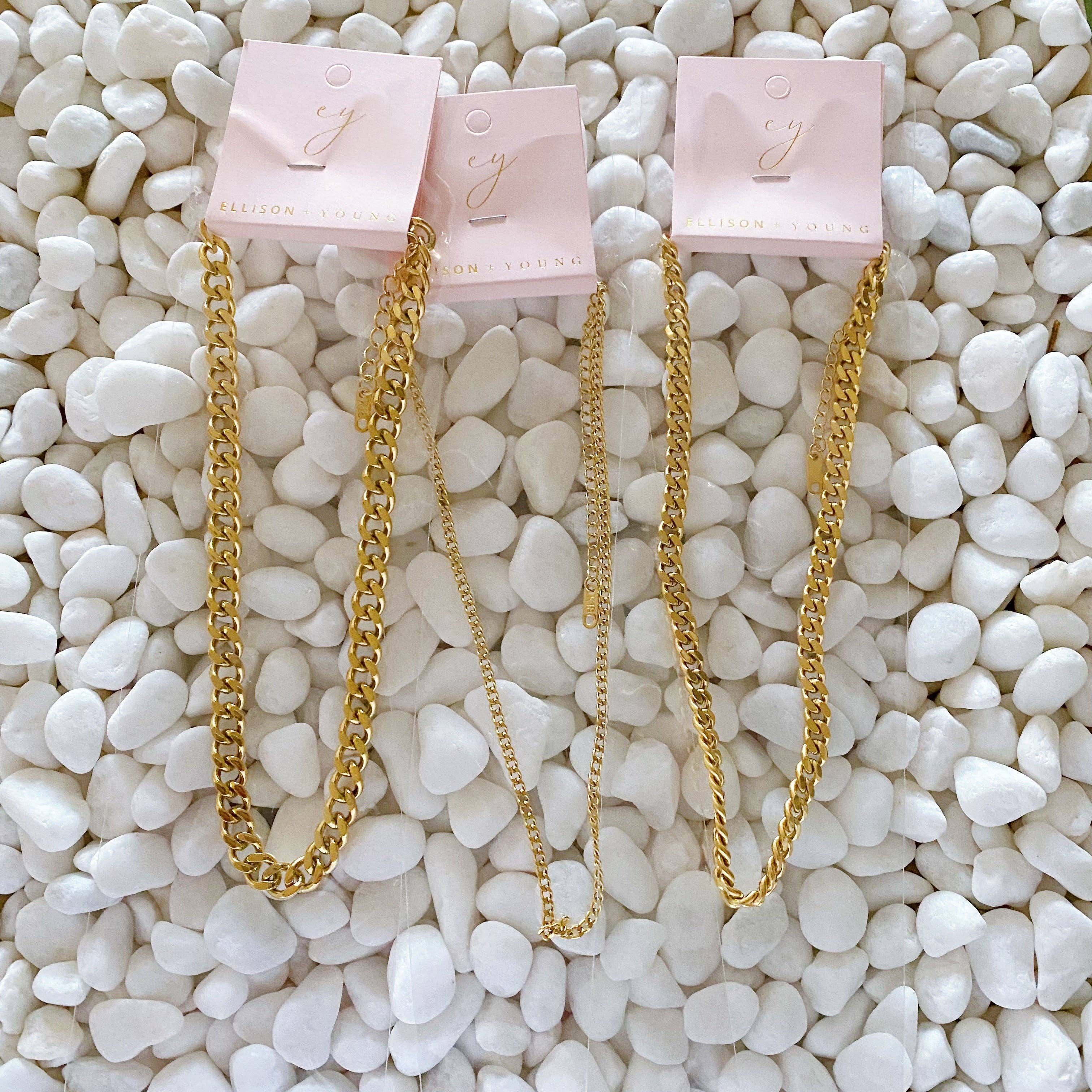 Stylish Cuban Chain Necklace: Bold