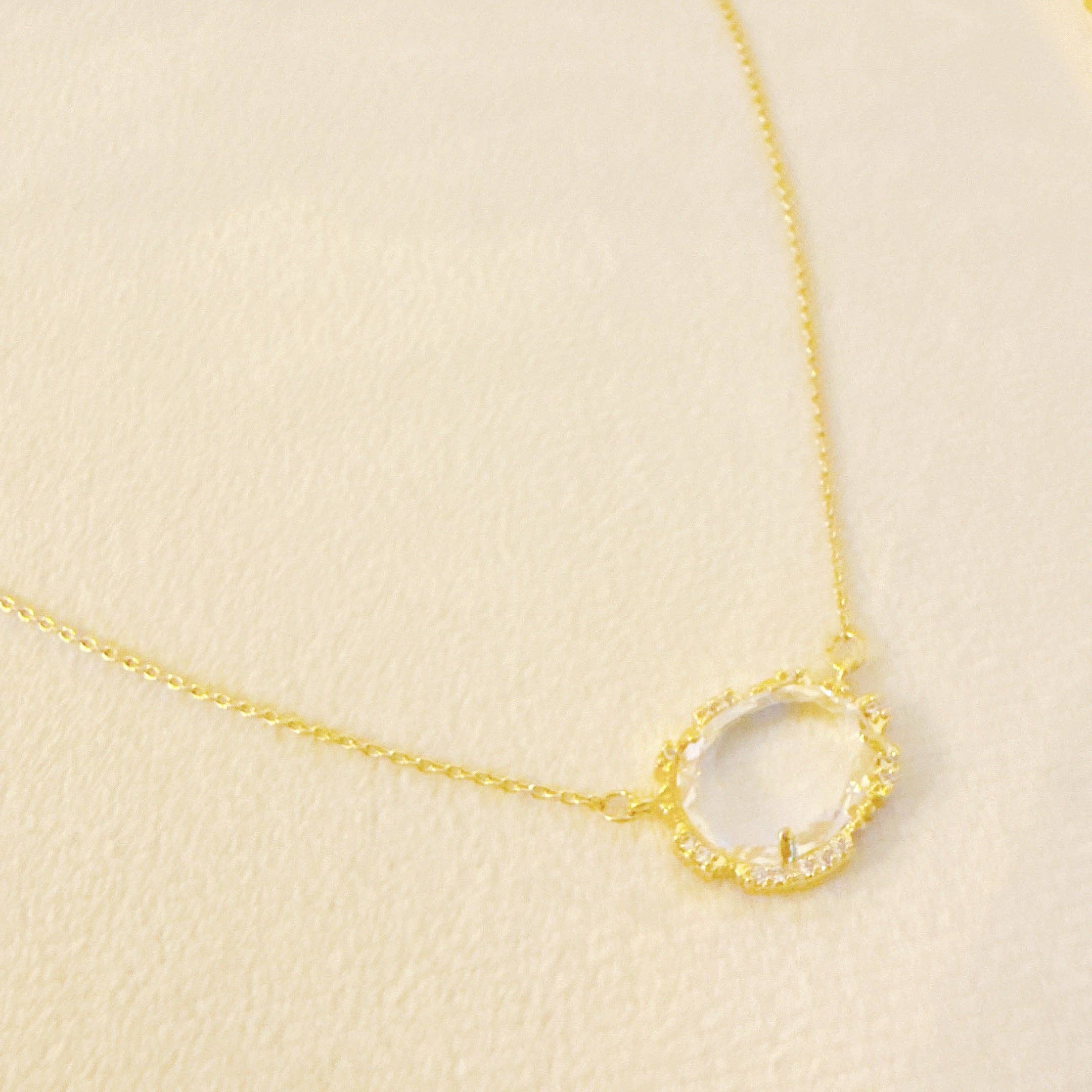 Clustered Glass Jewel Necklace: Pink
