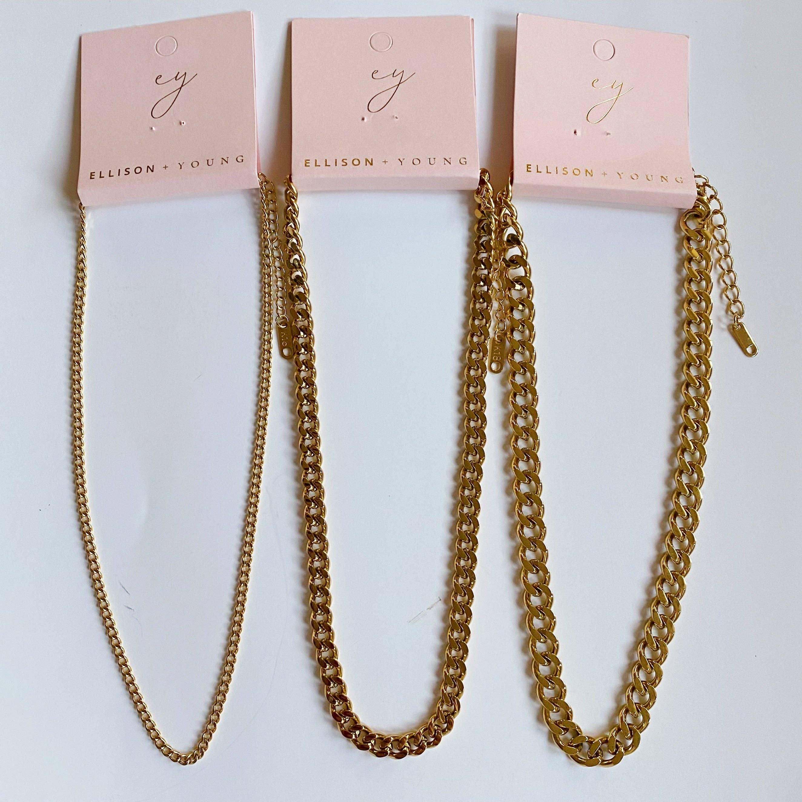 Stylish Cuban Chain Necklace: Bold