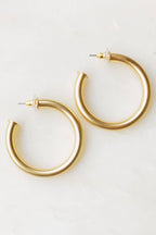Upper Class Taste Hoop Earrings: Silver / Small