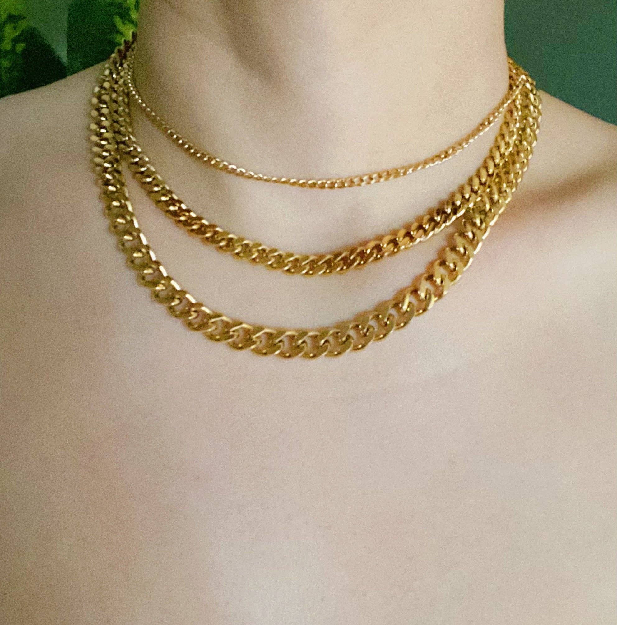 Stylish Cuban Chain Necklace: Bold