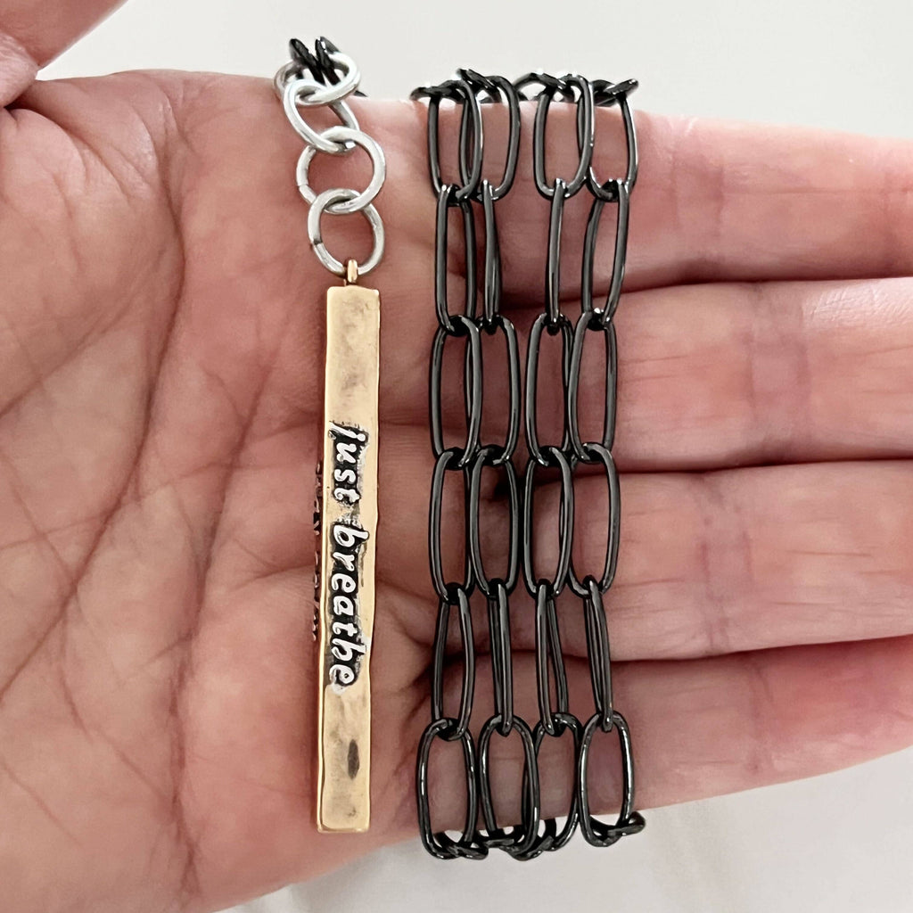 Stay Calm Klink Necklace: Silver